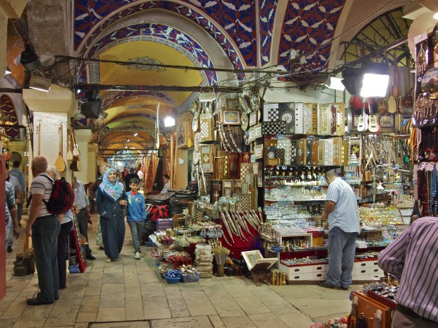 The Grand Bazaar – Turkish Place That Glows With Lfe