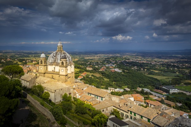 Montefiascone-Santa-Margherita’s-Cathedral-80-km-to-Rome-620x413 13 Slightly Different Photos from Italy