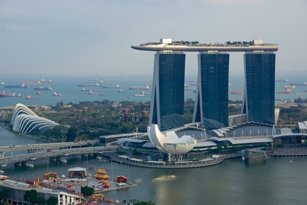 Mixture of Chinese, Indian and Malay influences Helping Singapore to be Complete Tourist Destination