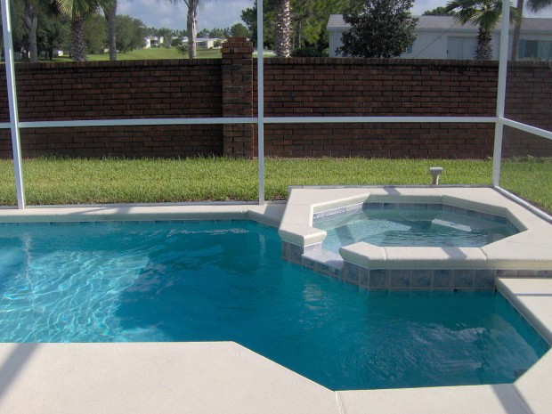 Guide to Buying a New Pool