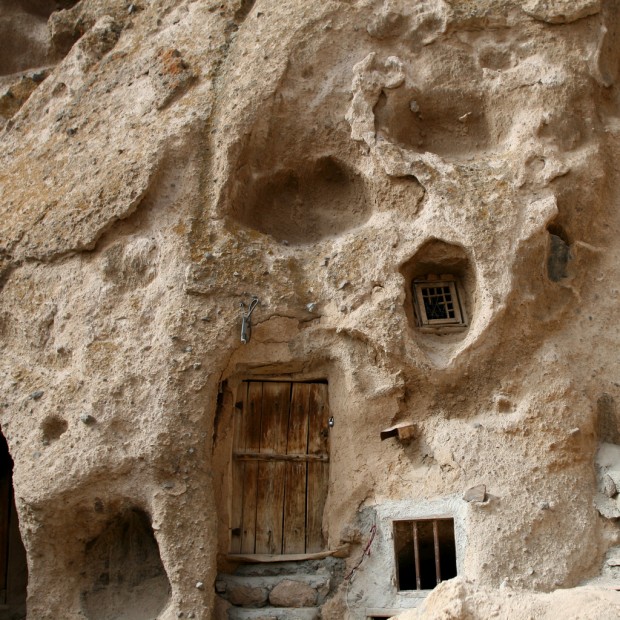 See Houses Made in Caves Just in Kandovan Village