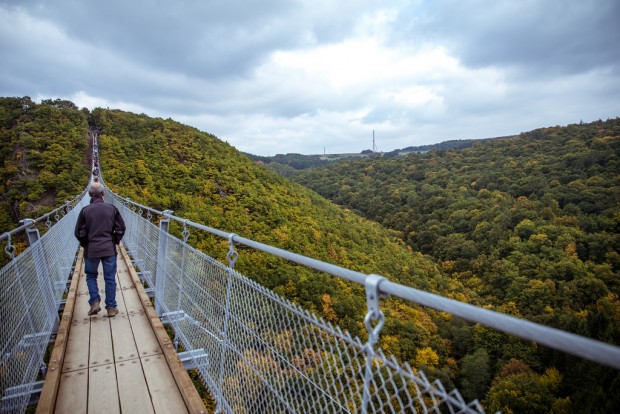 13 Scary Bridges that Will Cause you Dizziness and Headaches 13 Scary Bridges that Will Cause you Dizziness and Headaches