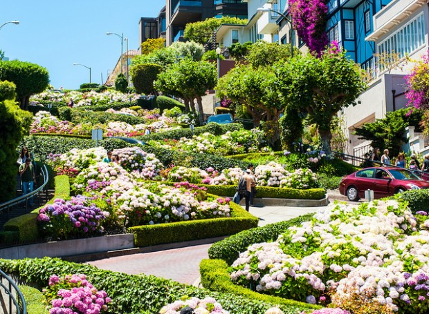 Lombard Street - The Most Unusual And The Most Popular Street in The World Lombard Street - The Most Unusual And The Most Popular Street in The World