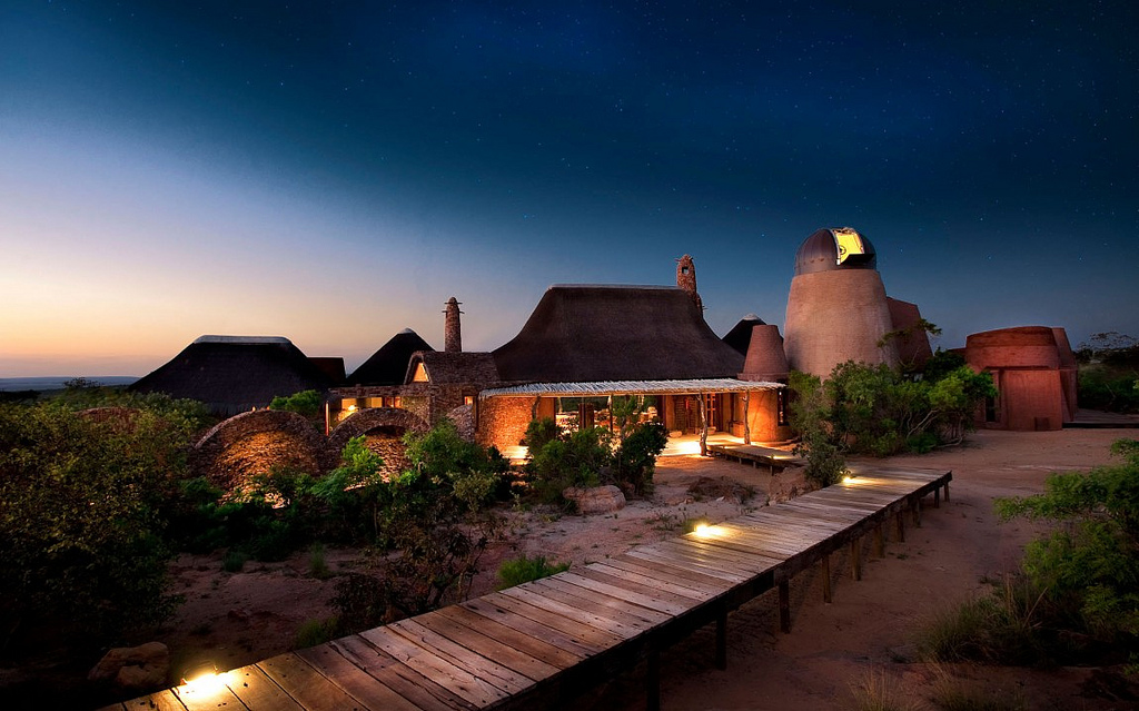 Leobo – Luxury Safari Lodge With Magical Surroundings