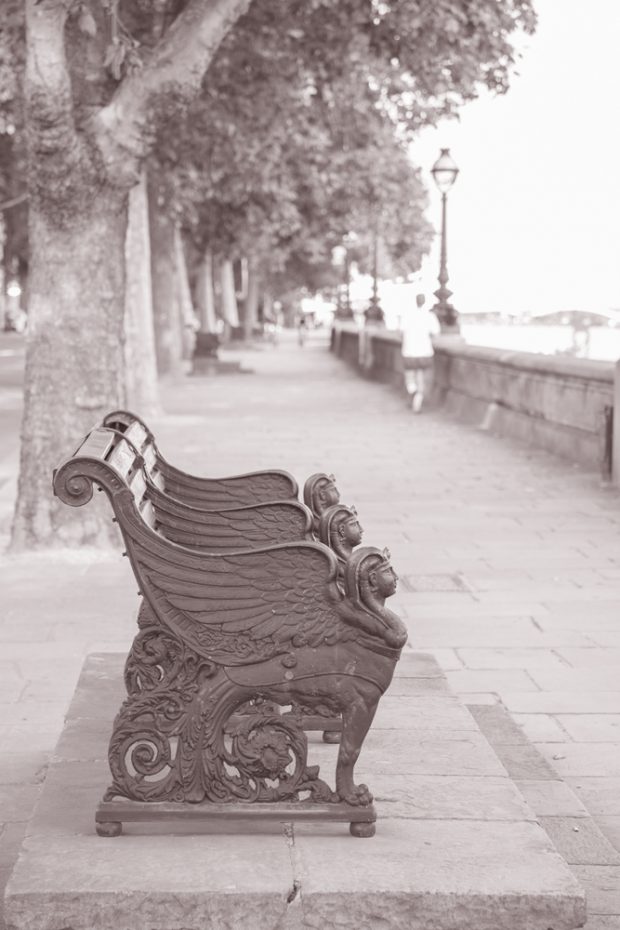 Chelsea-Embankment-620x930 Ideal Places in London for Romantic Walks