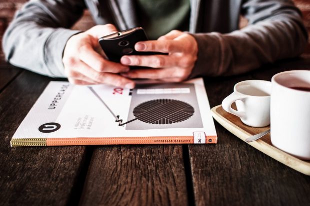 business-690675_1280-620x413 How to Make the Most of Your Smartphone When Travelling