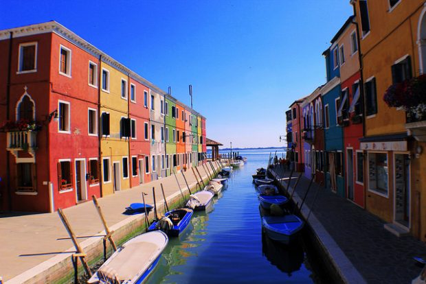 Burano Island - Place That Brings Brightness In Every Cloudy Day Burano Island - Place That Brings Brightness In Every Cloudy Day