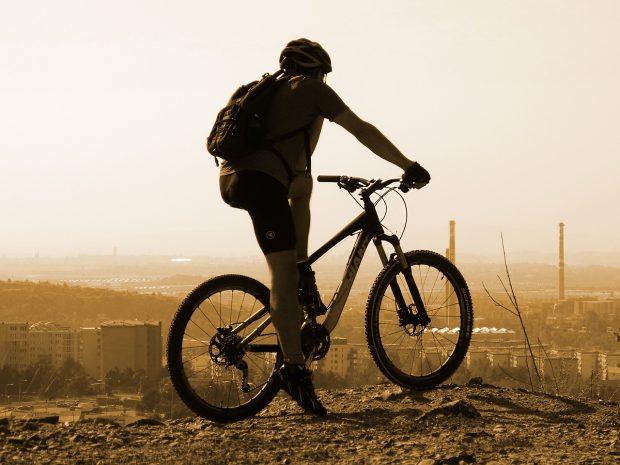 Travelling by bike – A Beginner Guide to Hassle-free Adventure