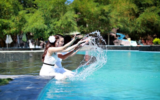 pool-1720558_1280-620x389 Top 5 Most Relaxing Vacations for 2017