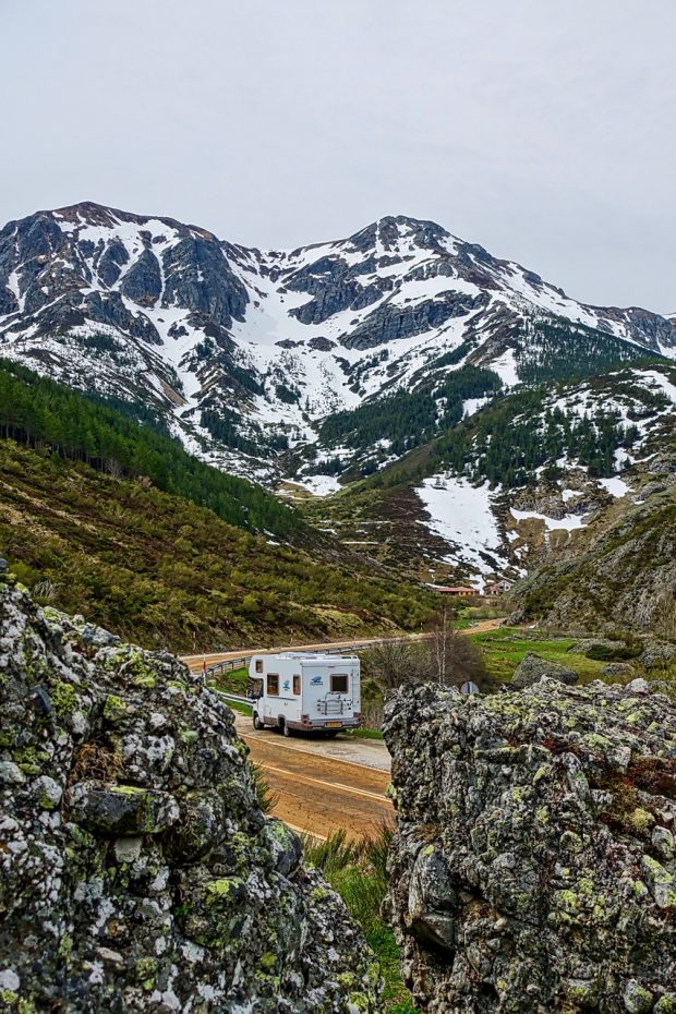 Here’s What You Should Know Before Renting An RV For Your Vacation