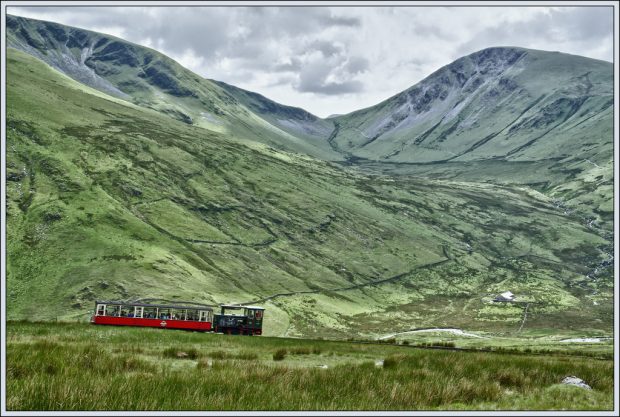 Jurney-to-Snowdon-Snowdonia-National-Park-North-Wales-UK-620x417 Experience the Picturesque Landscapes of North Wales
