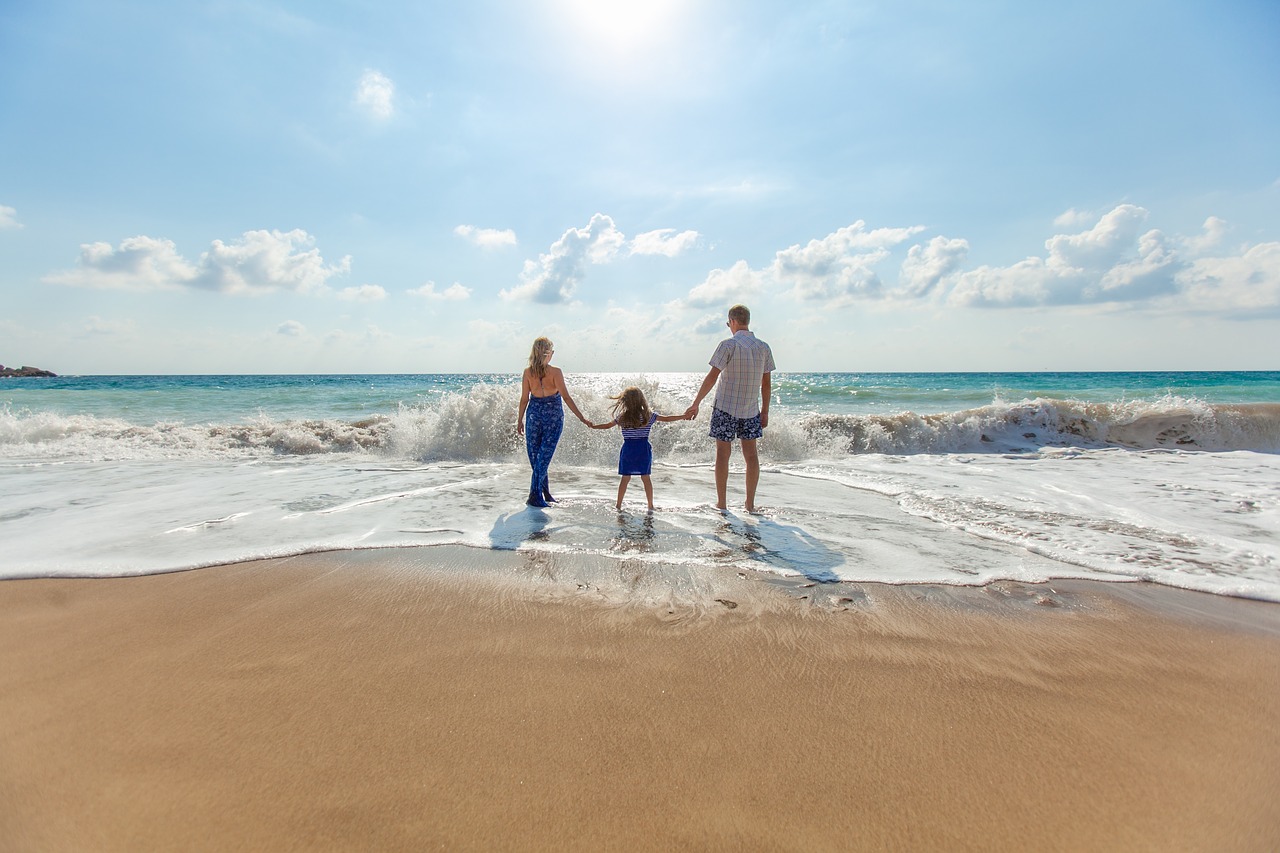 4 Strategies to Help You Save for Your Next Family Vacation
