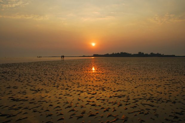 Alibag-beach-India-620x415 Beach Retreats near Mumbai