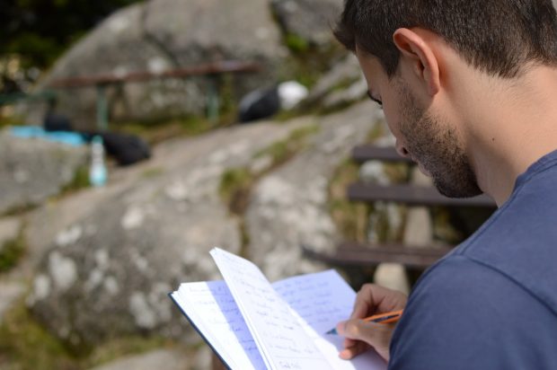 idea-2568705_1280-620x412 The Strong Connection Between Travel and Essay Writing