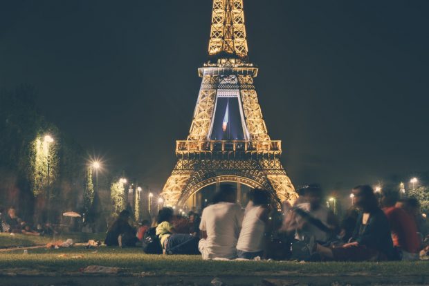 Eiffel-Tower-Paris-France-620x414 11 Best Countries to Combine Traveling and Studying Abroad