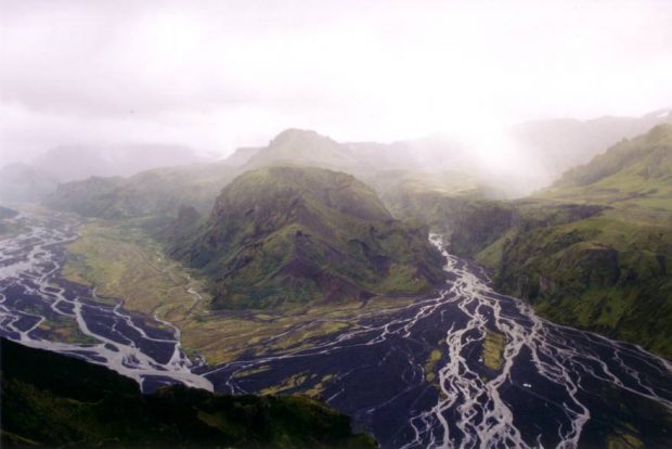 Thorsmork-Island-620x414 Five Incomparable Yet Beautiful Spots In The World