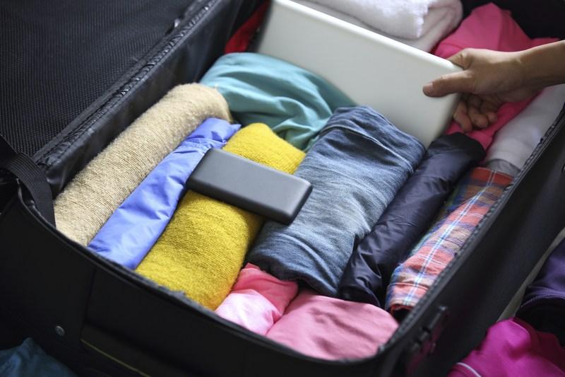 4 Things to Pack When You Travel