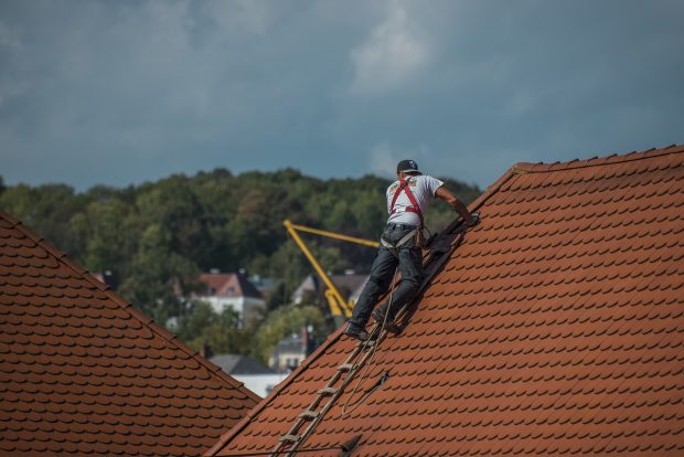 4 Tips to Repairing Your Roof as a DIY Project