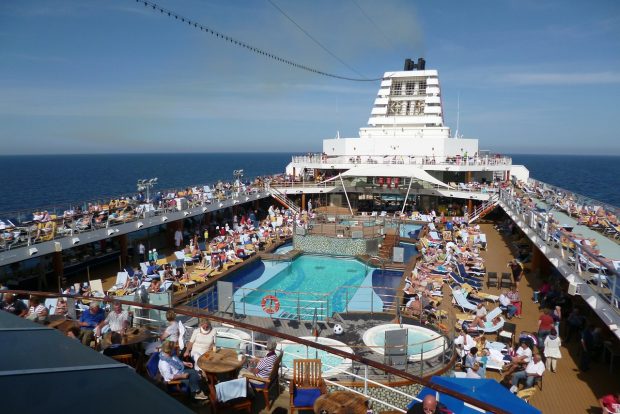 Top Things to Enjoy While Travelling on a Cruise Ship