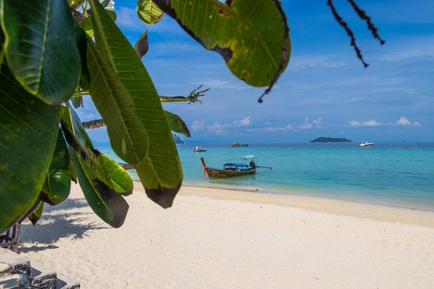 Krabi-Thailand-620x413 The Place Where You Can Enjoy Your Vacation