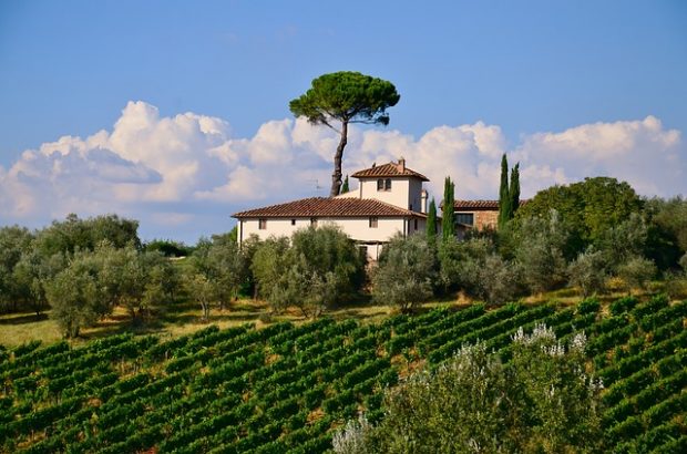 6 Tips for Booking the Perfect Italian Villa