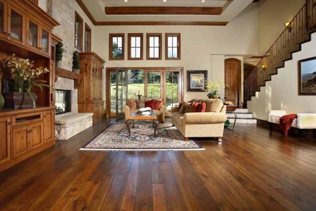 How Recycled Hardwood Floor Can Add to the Elegance of Your Home?