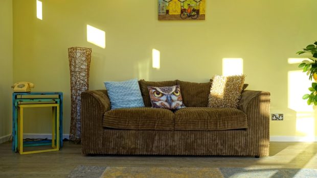 Increase Your Living Room’s Visual Appeal with These 4 Tips