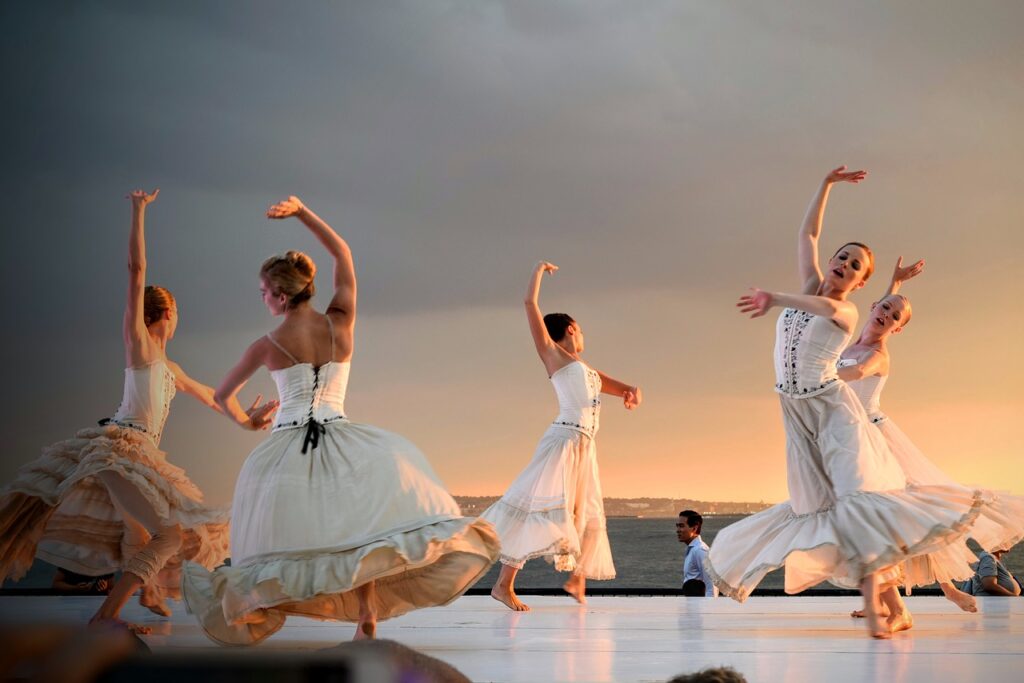Dance Photography: How To Capture The Movement of Dance Like An Expert