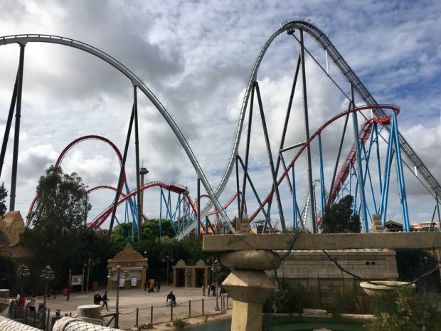 7 Top-Rated Places to Attend Theme Parks