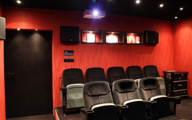 How to Create a Home Movie Theater