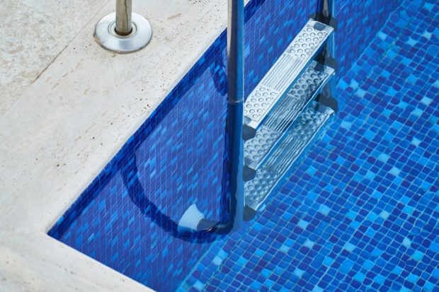 3 Prime Benefits of A Swimming Pool Tiling Service
