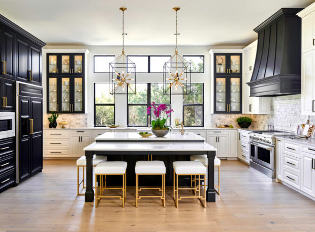 5 Tips to Mix Modern and Traditional Styles for Your Kitchen