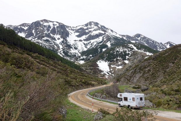 4 Maintenance Tips to Prepare Your RV for Winter Camping