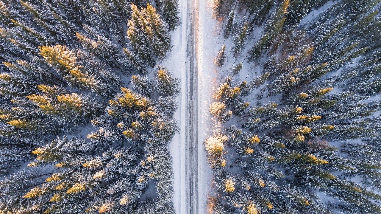 How to Prepare for a Road Trip During the Winter