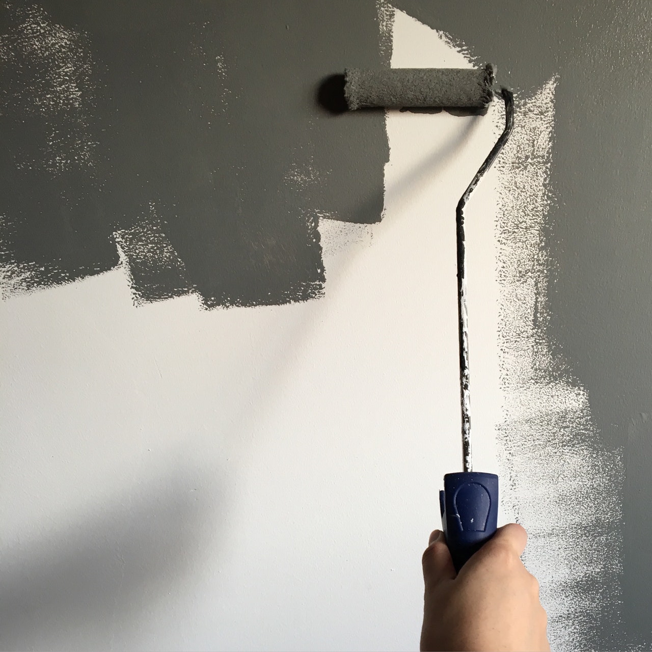 The Dos and Don’ts of Wall Painting: All You Need to Know