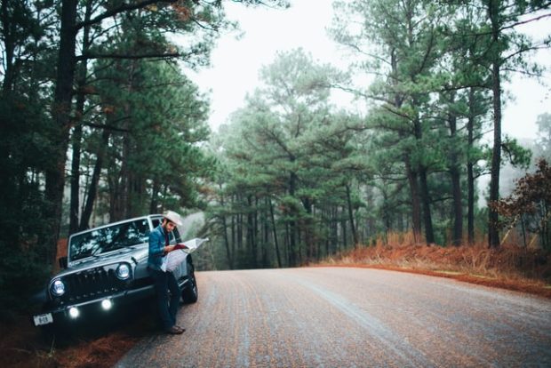 4 Ways to Prepare for Driving Across the Country