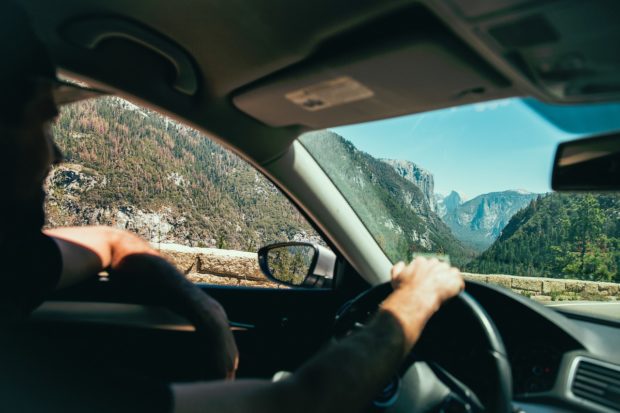 How To Avoid Getting Bored On a Road Trip