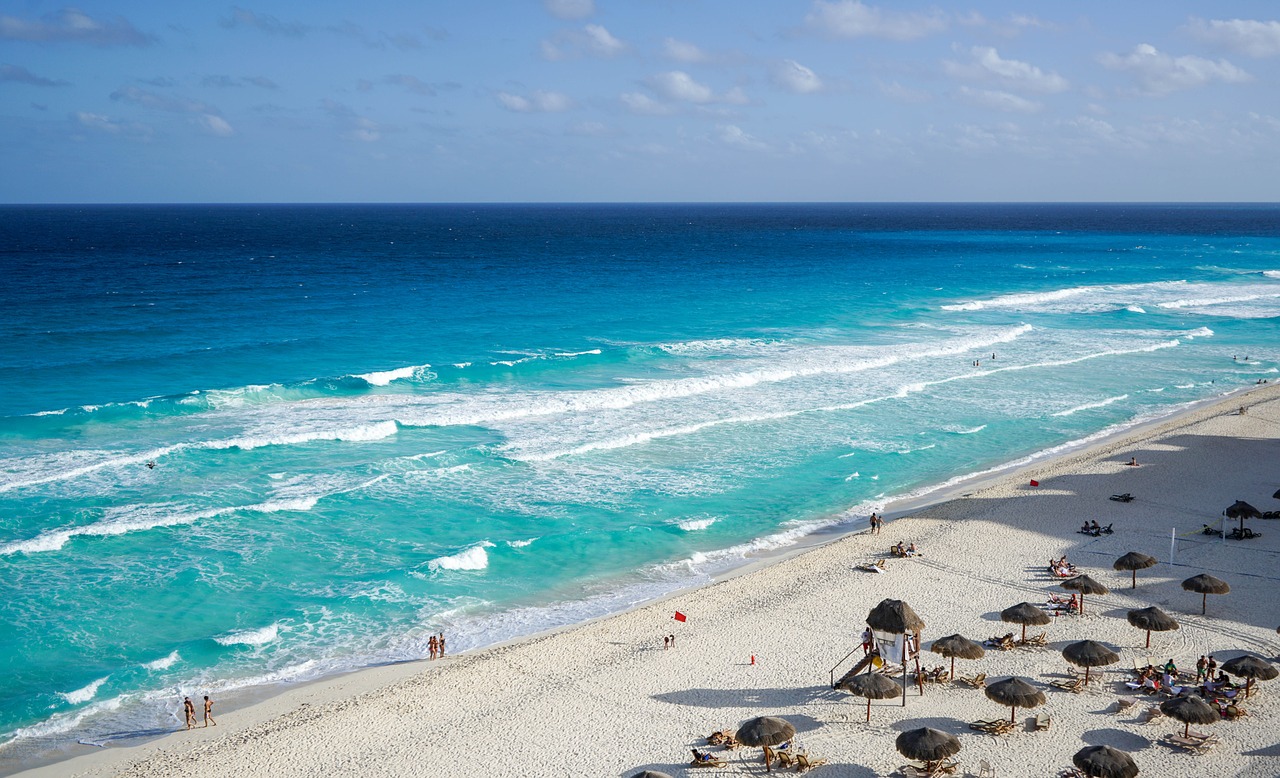 3 Items to Add to Your Perfect Beach Day in Cancun Itinerary
