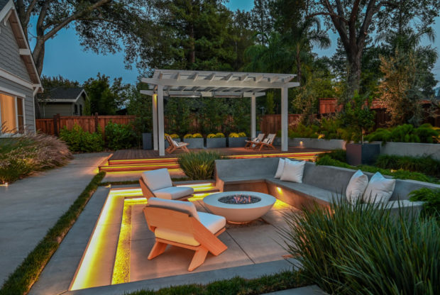 Simple tips to embellish your backyard based on your budget Simple tips to embellish your backyard based on your budget