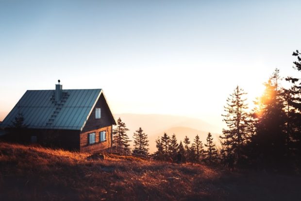 Why You Should Consider Investing in a Cabin in the Mountains