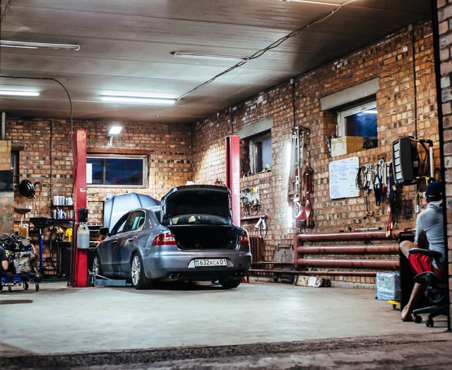 Want to Spruce Up Your Garage? Here’s How