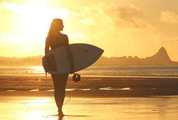 5 Tips and Tricks for Surfing Beginners