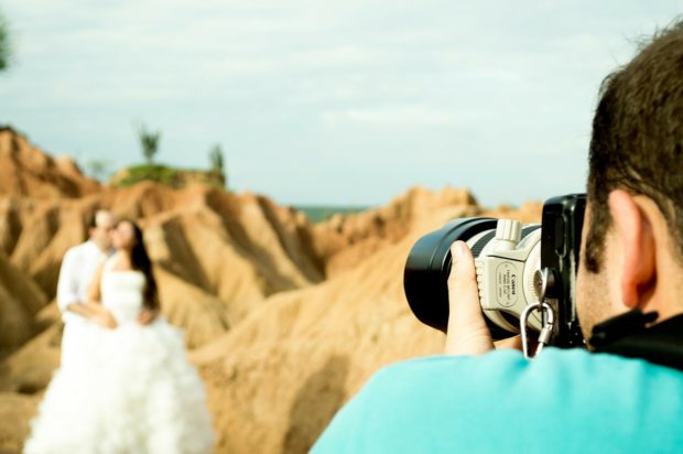 3 Best Cameras for Wedding Photography