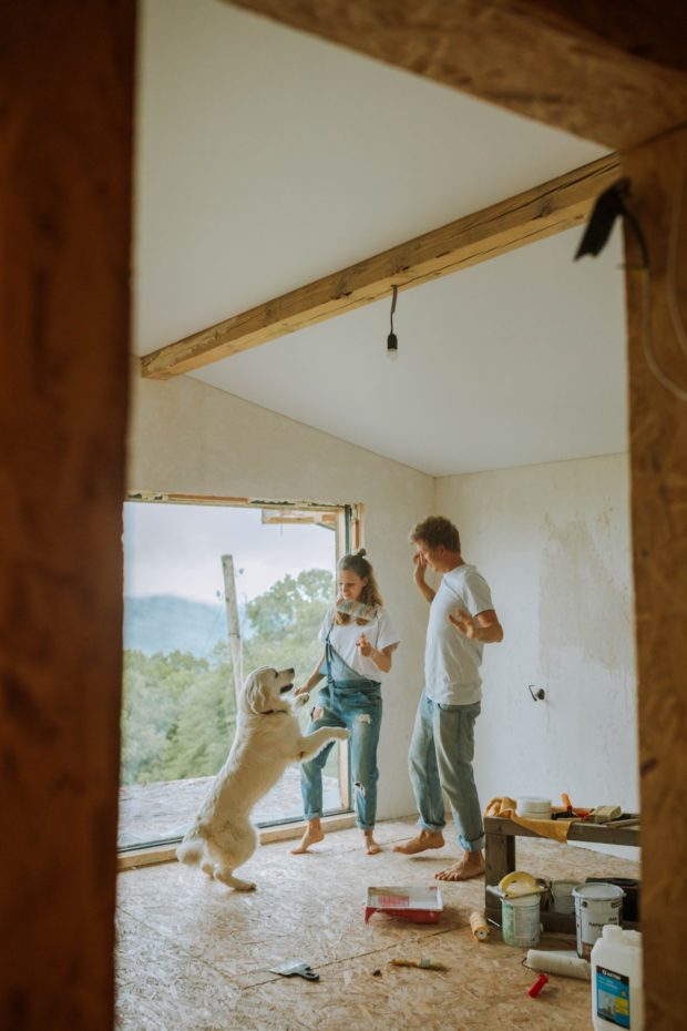 How To Ensure Safe Working Conditions When Doing A Complete Home Renovation