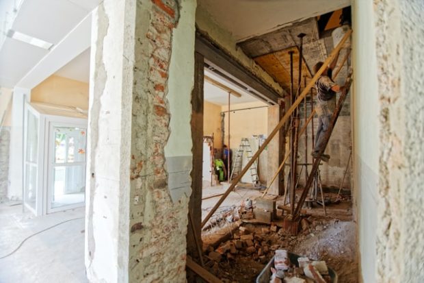 Home Renovation and Six Tips to Maximise Workers’ safety
