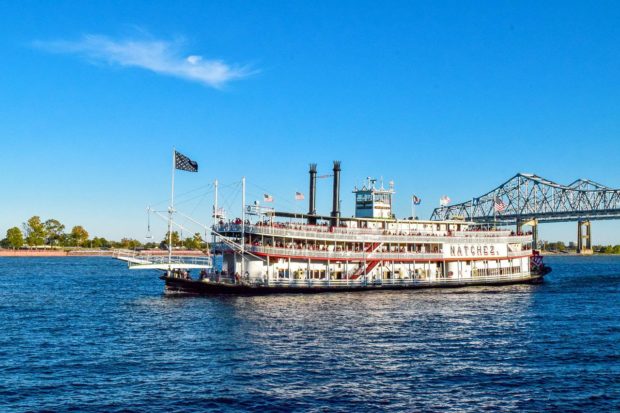 The 5 Best Boat Cruise Locations in the United States