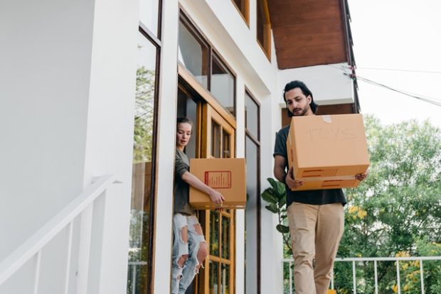 What to Do When You're Moving on a Budget