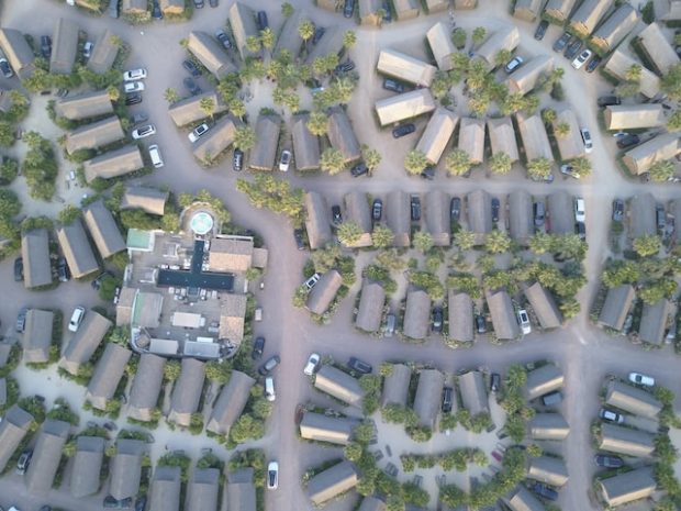 Are HOA Properties Worth It? Here Are 5 Tenant Advantages