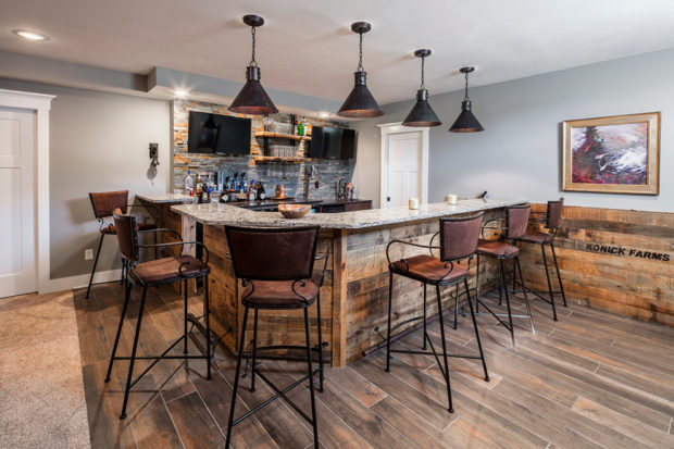 How to Give Your Home a Rustic and Refined Look With Reclaimed Wood How to Give Your Home a Rustic and Refined Look With Reclaimed Wood