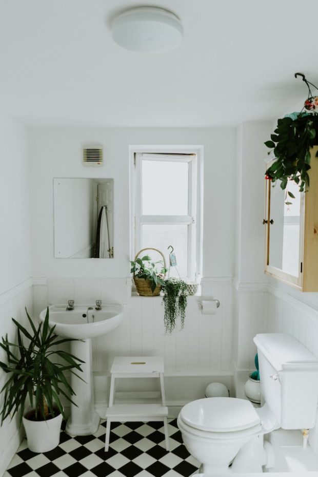 7 Signs That Your Bathroom Needs A Refurb